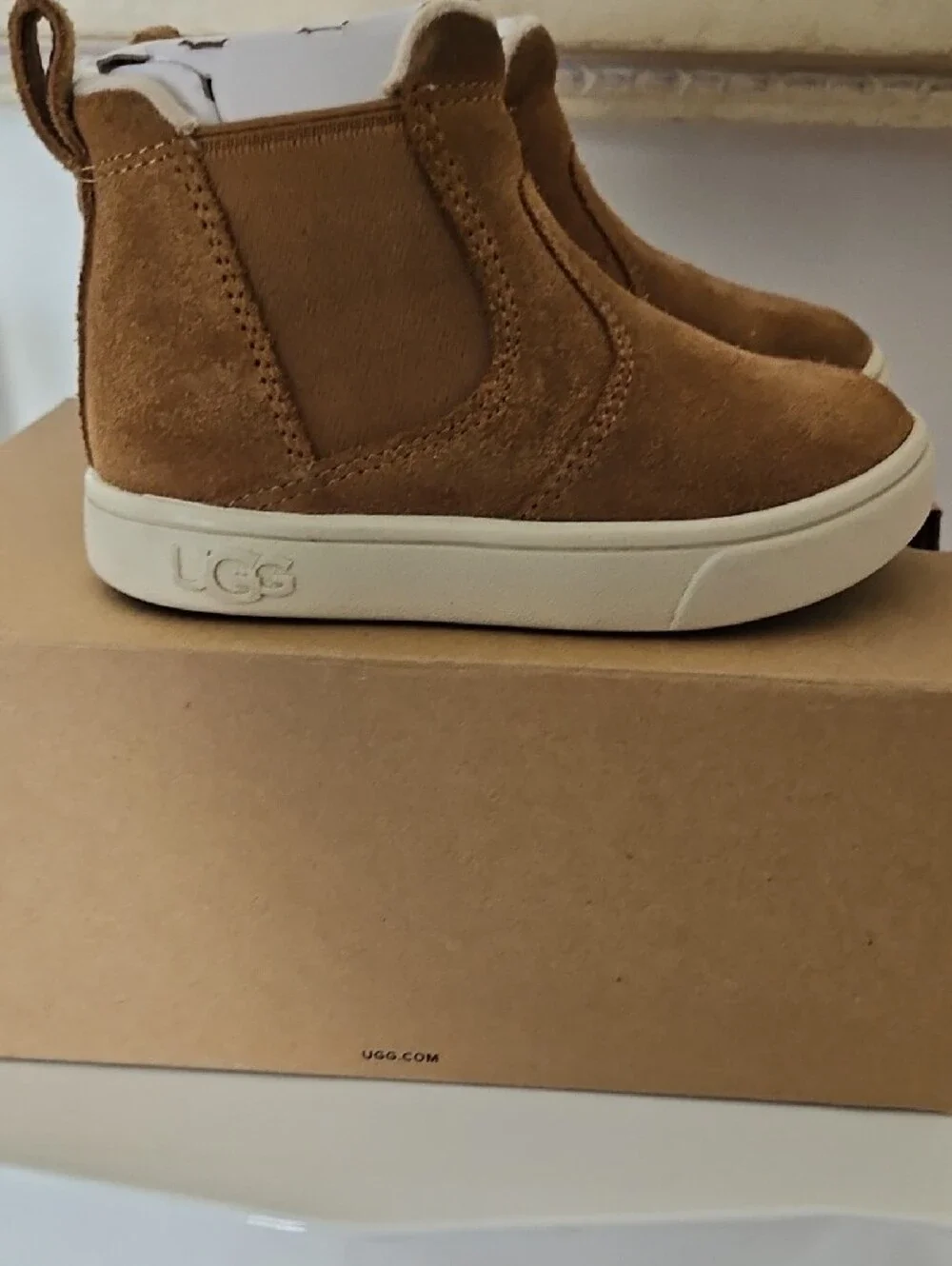 UGG Toddler Hamden II Chestnut Suede Chukka Boots with Cream Sole